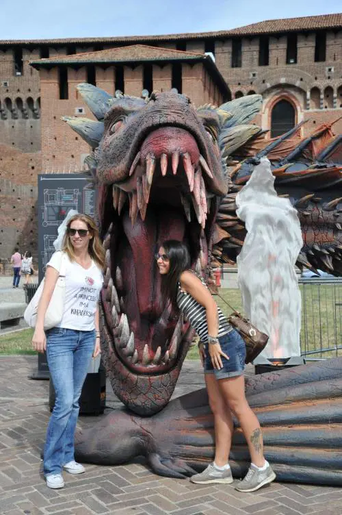 Il Castello "cambia volto". A Milano il Trono di spade