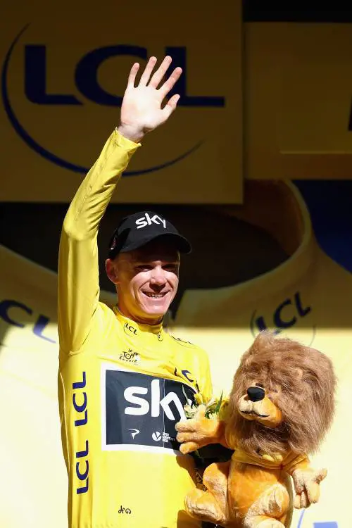 Anche Froome buca, ma la rimonta è da padrone