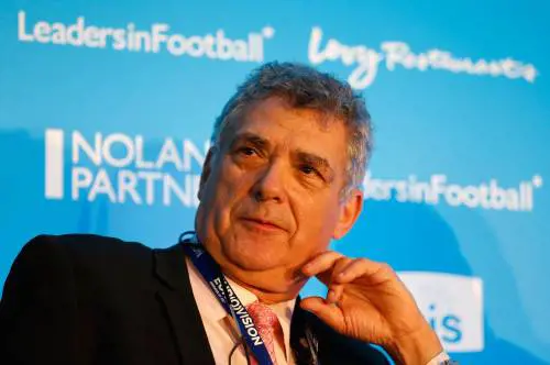 Calcio spagnolo nel caos: arrestato Villar, presidente della Federazione