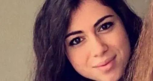 Rifiuta le cure e muore di leucemia: "Processate i genitori"