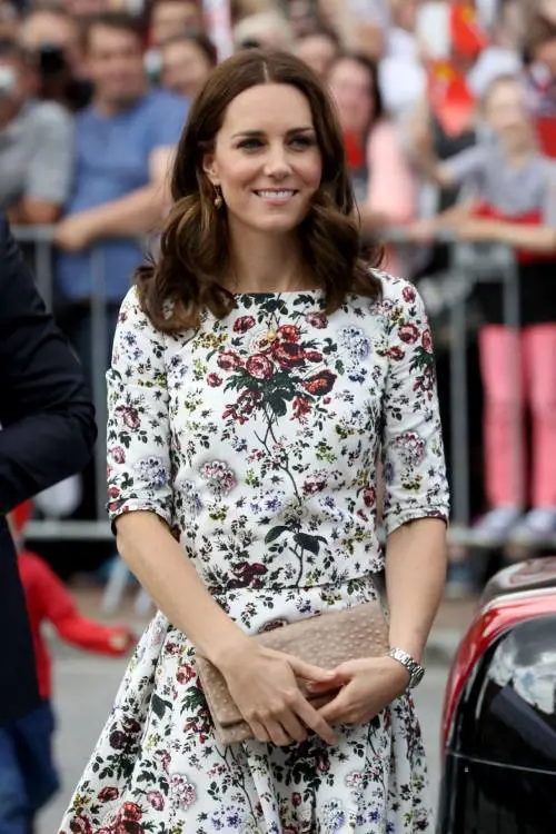 Il viaggio europeo di William e Kate: i look della duchessa