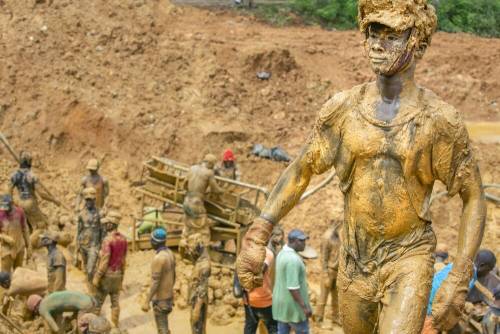 La Cina sfrutta le miniere africane con il lavoro forzato dei detenuti
