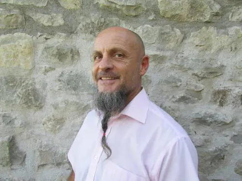 "Vi racconto vita, abusi e dolori dentro la clausura"