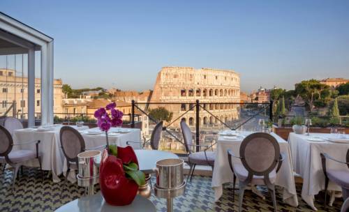 Vacanze romane a picco sul Colosseo