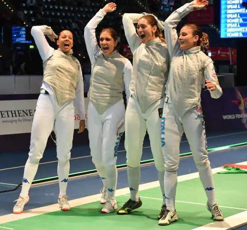 Mondiali di scherma, oro per il fioretto femminile a squadre