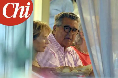 Quella cena in Sardegna ​tra Gruber e De Benedetti