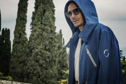 Sportivo, elegante, italiano Ecco l'uomo "Be Around"