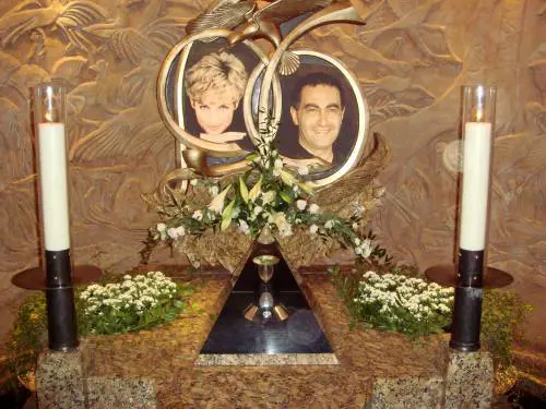 Il padre di Henri Paul: "L'incidente? Un complotto per uccidere Diana"