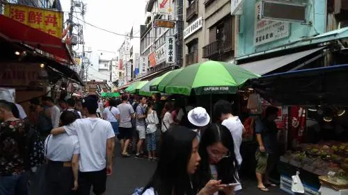 Tsukiji, il mercato (mondiale) del pesce a Tokyo