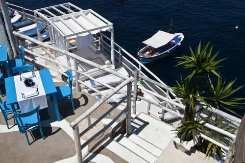 Elba,  Giglio,  Egadi e Eolie. Piccole isole del gusto Qui pure la vista è stellata