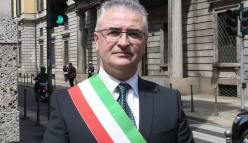 Bergamo, sindaco leghista: "Multe a chi ospita migranti senza avvisare"