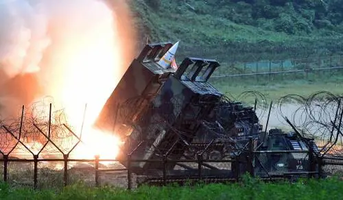 Armi nucleari e 200mila morti: la simulazione della guerra a Kim