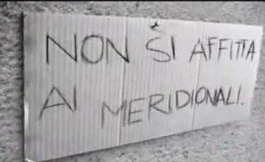"Niente affitto perché siamo meridionali". Polemica a Savona