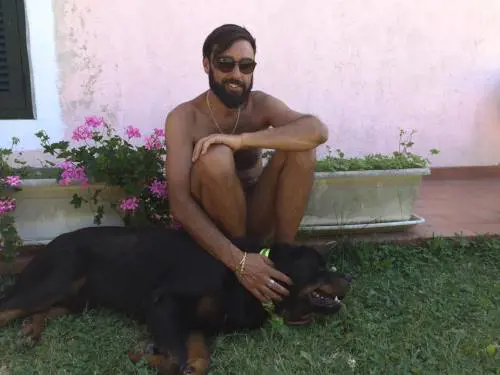 Imperia, lutto nel mondo della musica: morto il dj Simone Novembrino