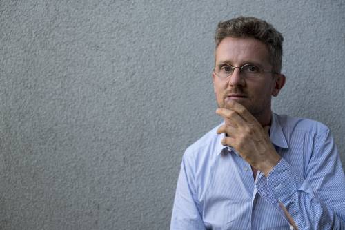 "Mi chiamano Leonardo Vi porterò l'ufficio in giardino"