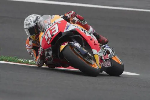 MotoGp, Marquez vince il titolo Dovizioso flop: costretto a ritiro