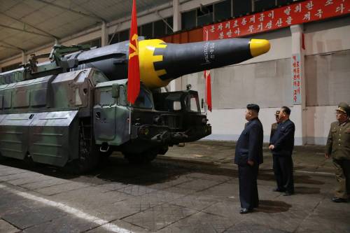 Ecco chi c'è davvero dietro i missili di Kim Jong-un