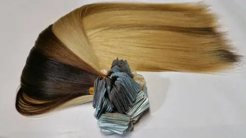Ecco da dove arrivano i capelli per le extension