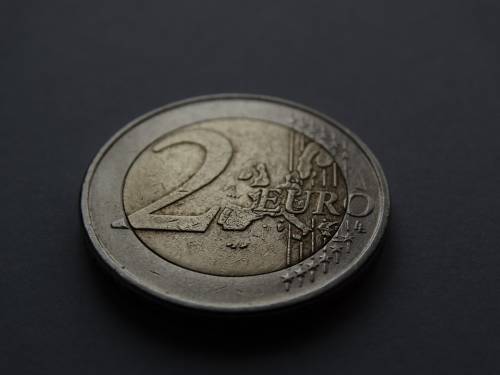 Le monete da due euro? Se in edizione limitata possono valerne 2mila