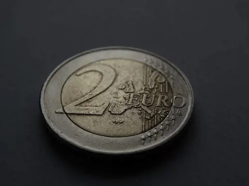 L'allarme per la truffa dei 2 euro: come evitarla