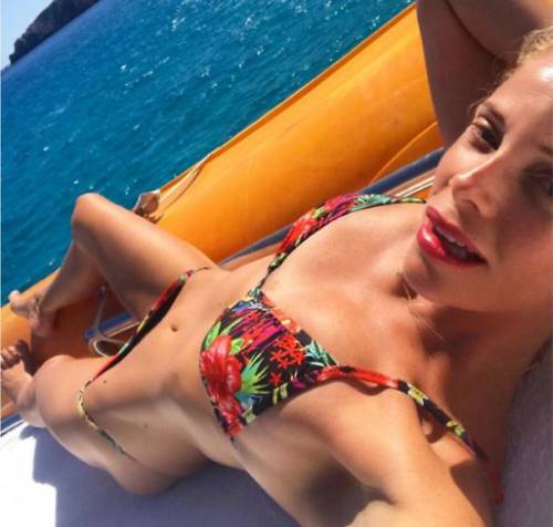 Alessia Marcuzzi, fan preoccupati: "Sei troppo magra"