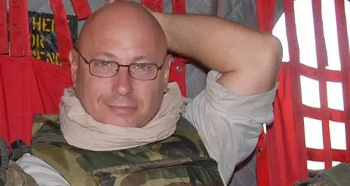 "Dietro ogni lupo solitario c'è un branco"