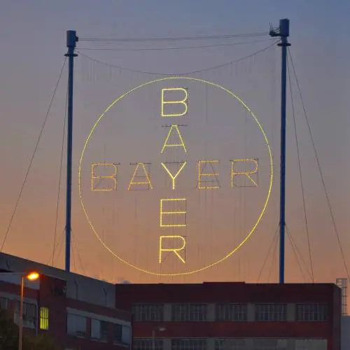 L'Ue stoppa la fusione tra Bayer e Monsanto