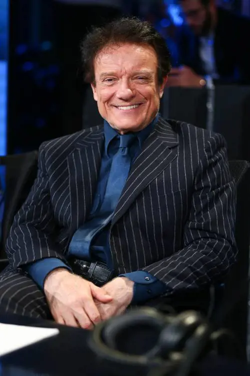 I nodi scoperti di Raiuno: il sabato sera e Sanremo. Intanto si studia "Celebrity"