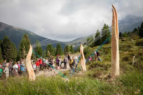 Sulle Dolomiti l'arte fa respirare la mente