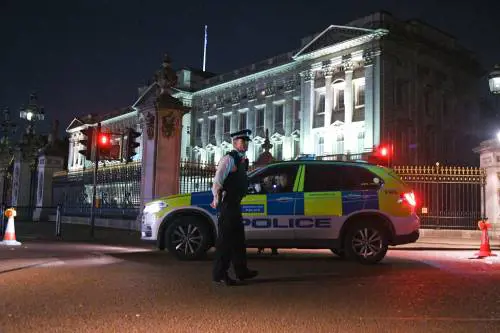 Una spada, poi "Allah Akbar". Anche a Londra era terrorismo