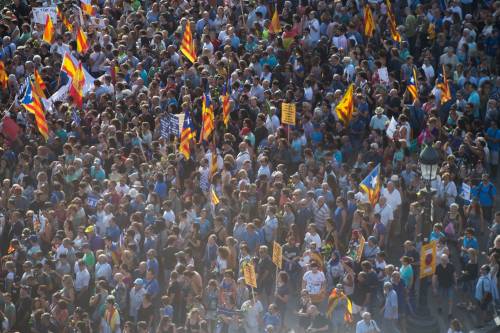 A Barcellona mezzo milione di persone contro il terrorismo