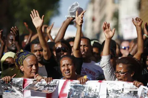 Roma, tra gli occupanti immigrati anche 20 sospetti terroristi