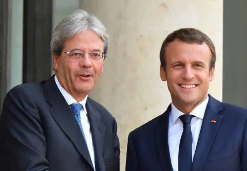 Svolta dell'Ue sui migranti: "Organizzeremo i rimpatri"