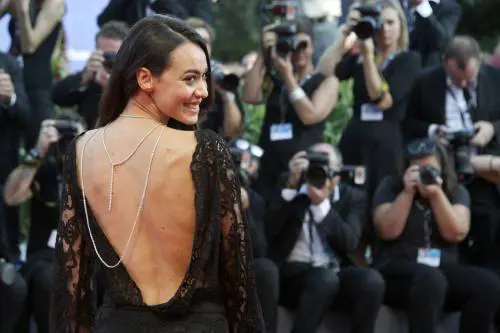 Venezia, attrici sexy sul primo red carpet