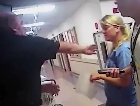 Utah, infermiera si rifiuta di prelevare sangue a paziente incosciente: arrestata