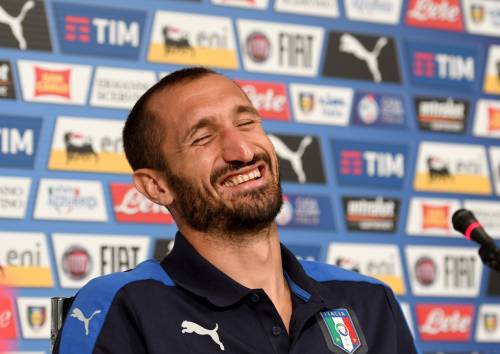 La Juventus annuncia: "Chiellini rischia di saltare Barcellona e Chievo"