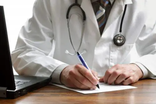 Visite lampo dal medico di base: 9 minuti per paziente in Italia
