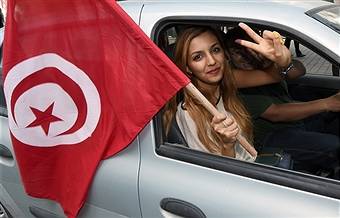 La Tunisia annuncia nuove leggi per i diritti delle donne