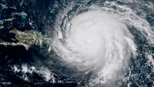 Caraibi devastati dall'uragano Irma