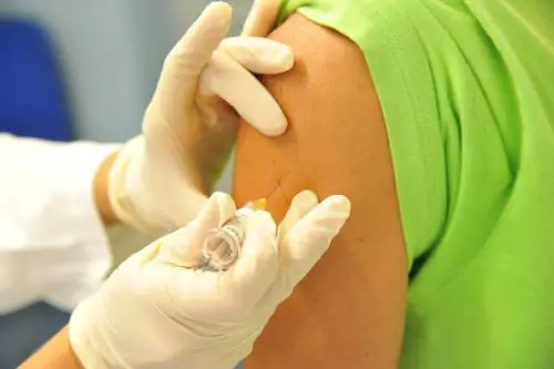 Vaccino antitumore entro un anno:  "Elimina cancro senza chemioterapia"