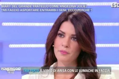 Mary Falconieri: "Asporterò entrambi i seni. Ho l’85% di possibilità di contrarre il cancro"