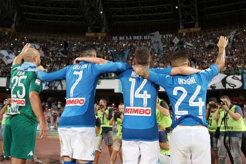 Callejon-Mertens-Zielinski, il Napoli passa a Bologna: primo posto con Inter e Juve
