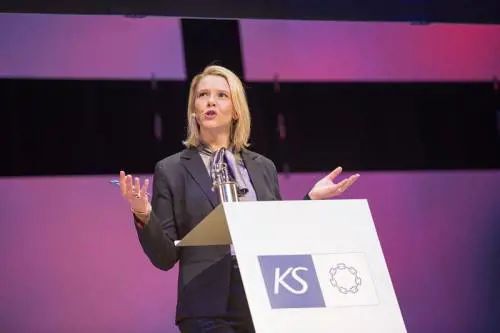 Sylvi, ministra all'Integrazione che dice "no" a migranti e islam