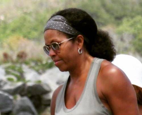 Michelle Obama con i capelli afro ora fa impazzire i fan
