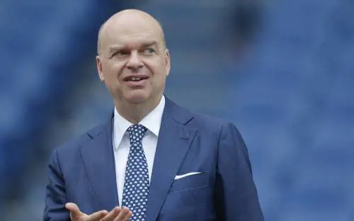 Fassone: "Milan fuori dalla Champions? Non chiudiamo la baracca"
