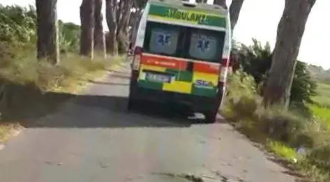 Roma, troppe buche sulla strada: ambulanza va a 30 km/h