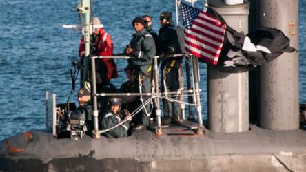 Il sottomarino Usa issa la bandiera dei pirati: ha svolto una missione segreta. Ecco tutte le ipotesi