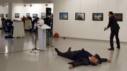 Tra maledizione e giallo: le morti inspiegabili degli ambasciatori russi