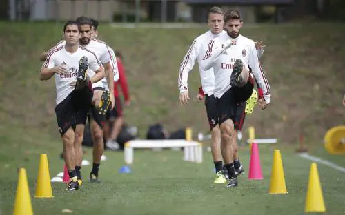 Milan, Montella trema: sospetta rottura del crociato per Conti