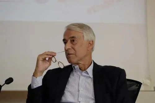 Pisapia: "Non tentenno, la mia prospettiva è l'Ulivo"